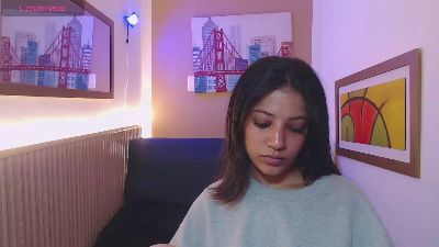 Scarleet_miaa live cam on Cam4