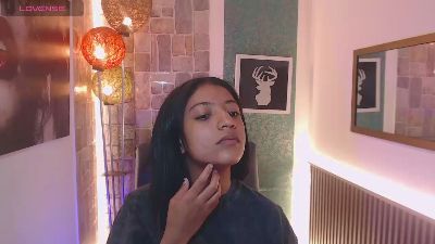 Scarleet_miaa live cam on Cam4