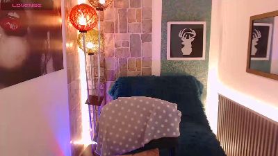 Scarleet_miaa live cam on Cam4