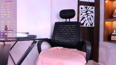 Scarleett_22 live cam on Cam4