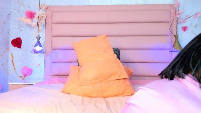 Scarleett_22 live cam on Cam4