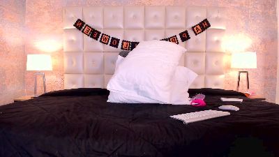 Scarleett_22 live cam on Cam4
