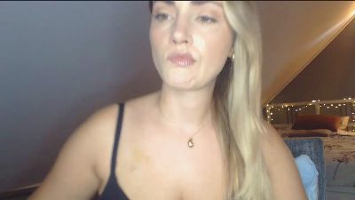ScarlettAngelX live cam on Cam4