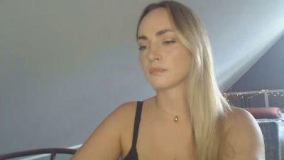 ScarlettAngelX live cam on Cam4