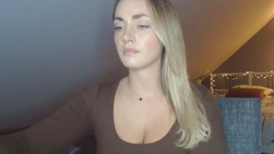 ScarlettAngelX live cam on Cam4