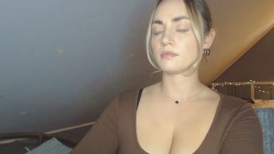 ScarlettAngelX live cam on Cam4