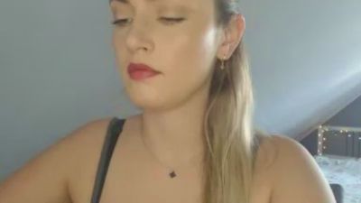 ScarlettAngelX live cam on Cam4