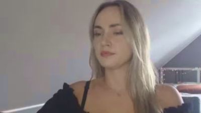 ScarlettAngelX live cam on Cam4