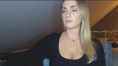 ScarlettAngelX live cam on Cam4