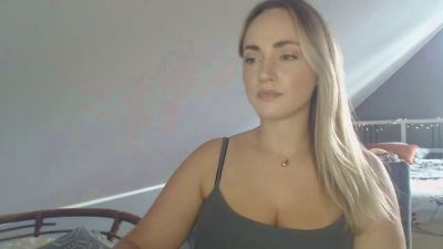 ScarlettAngelX live cam on Cam4