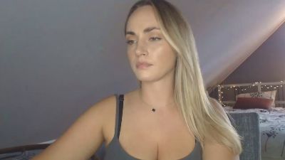 ScarlettAngelX live cam on Cam4
