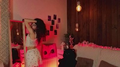 ScarlettKwit live cam on Cam4