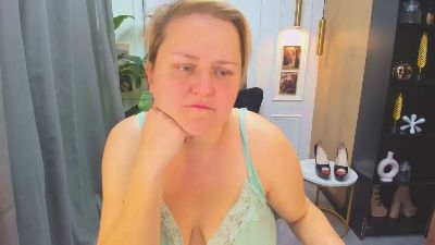 ScarlettSoft live cam on Cam4