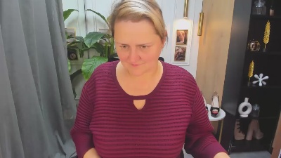 ScarlettSoft live cam on Cam4