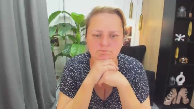 ScarlettSoft live cam on Cam4