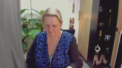 ScarlettSoft live cam on Cam4