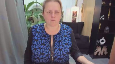 ScarlettSoft live cam on Cam4