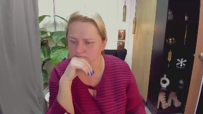 ScarlettSoft live cam on Cam4