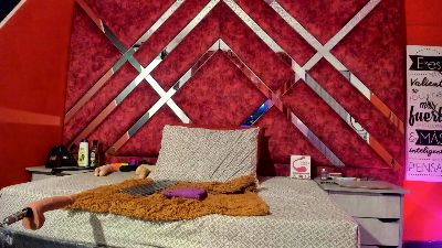 Scarlett_Hot5 live cam on Cam4