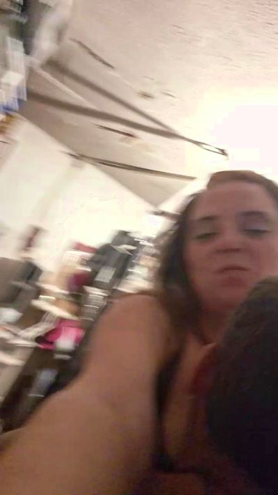 Scarlett_Jones8 live cam on Cam4