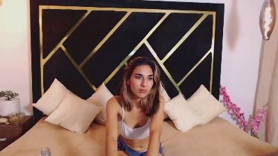 Scarlett_Moon3 live cam on Cam4