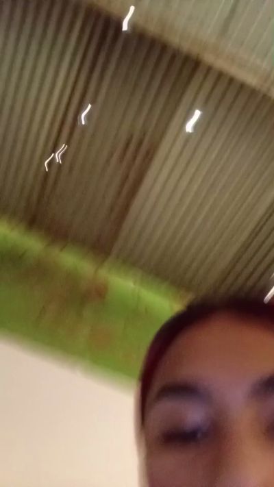 Scarlett_pee live cam on Cam4