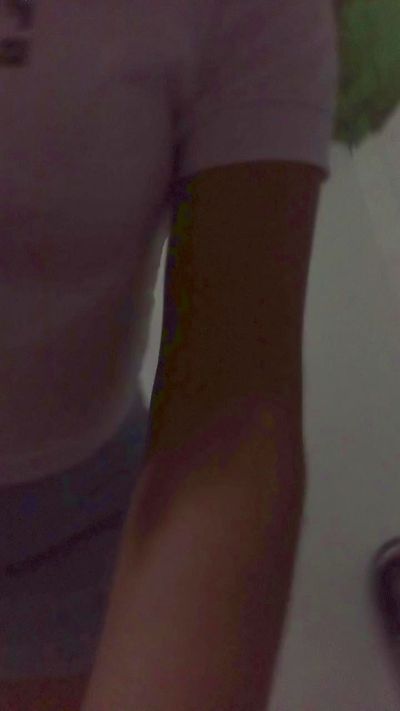 Scarlett_pee live cam on Cam4
