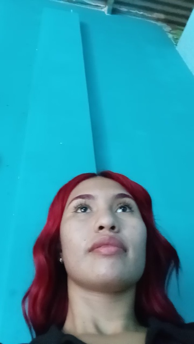 Scarlett_pee live cam on Cam4
