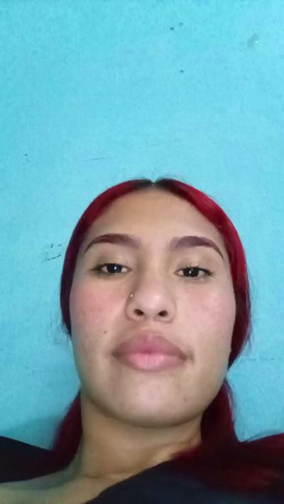 Scarlett_pee live cam on Cam4