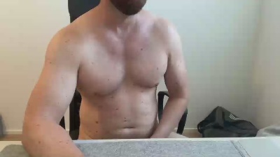 Schnuller1990 live cam on Cam4
