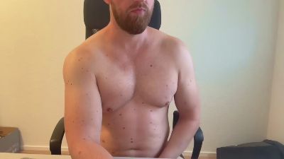 Schnuller1990 live cam on Cam4