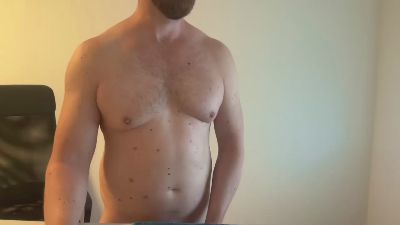 Schnuller1990 live cam on Cam4