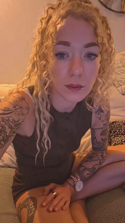 ScottishSiren live cam on Cam4