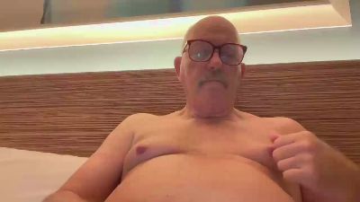 Scruffy57 live cam on Cam4