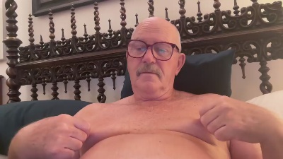 Scruffy57 live cam on Cam4