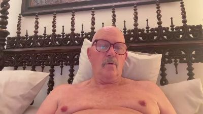 Scruffy57 live cam on Cam4