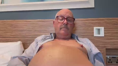 Scruffy57 live cam on Cam4