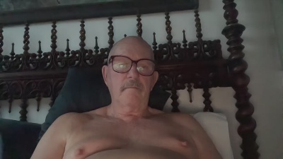 Scruffy57 live cam on Cam4