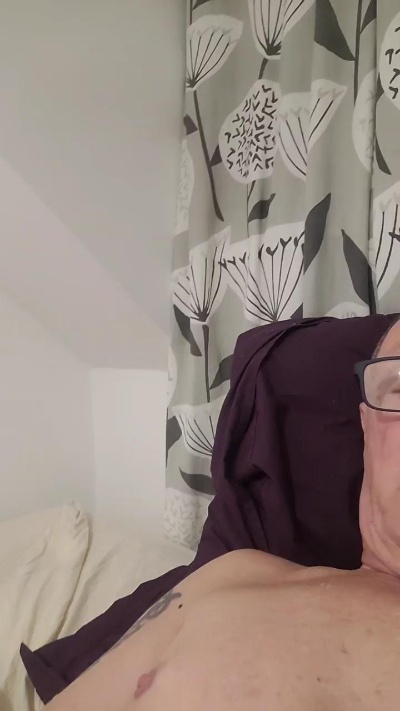 Sealofapproval live cam on Cam4