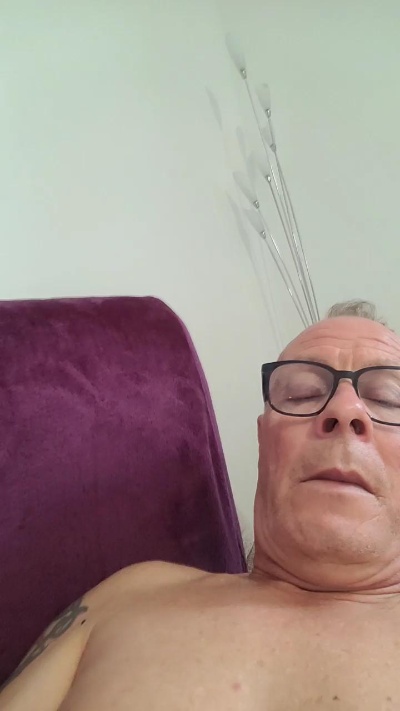 Sealofapproval live cam on Cam4