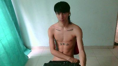SebasT_sex live cam on Cam4