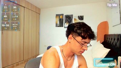 Sebastian_Dash live cam on Cam4