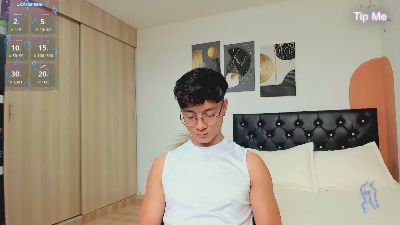 Sebastian_Dash live cam on Cam4