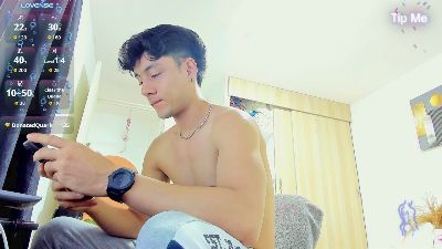 Sebastian_Dash live cam on Cam4