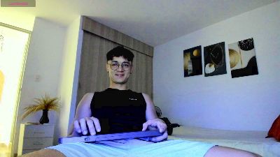Sebastian_Dash live cam on Cam4