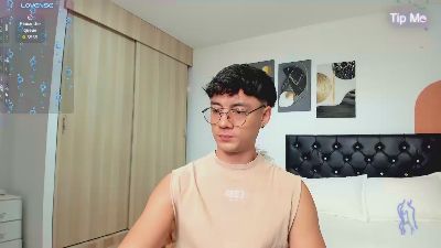 Sebastian_Dash live cam on Cam4