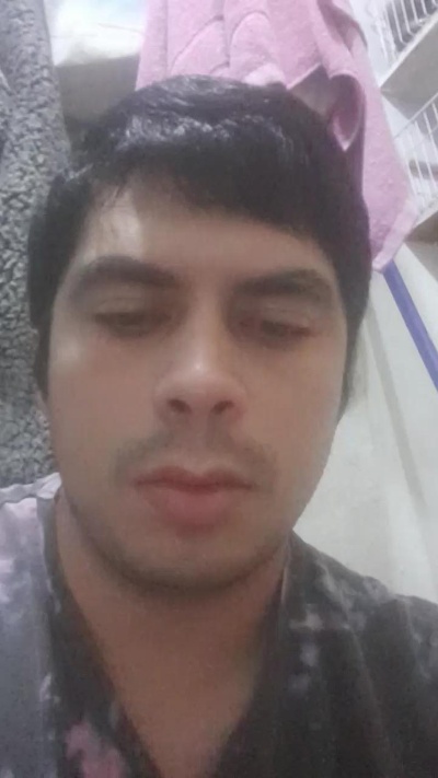 Sebastianhot80 live cam on Cam4