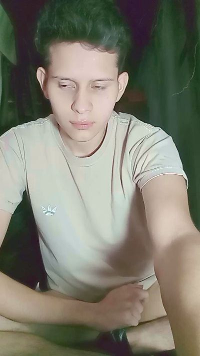 Sebastianyu live cam on Cam4