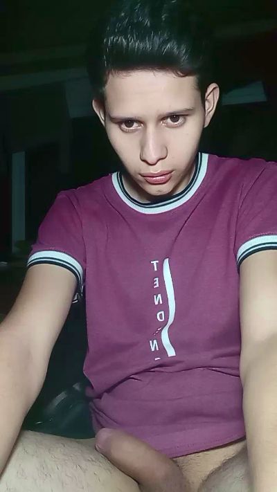 Sebastianyu live cam on Cam4