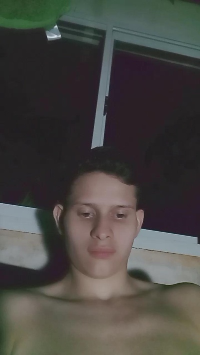 Sebastianyu live cam on Cam4